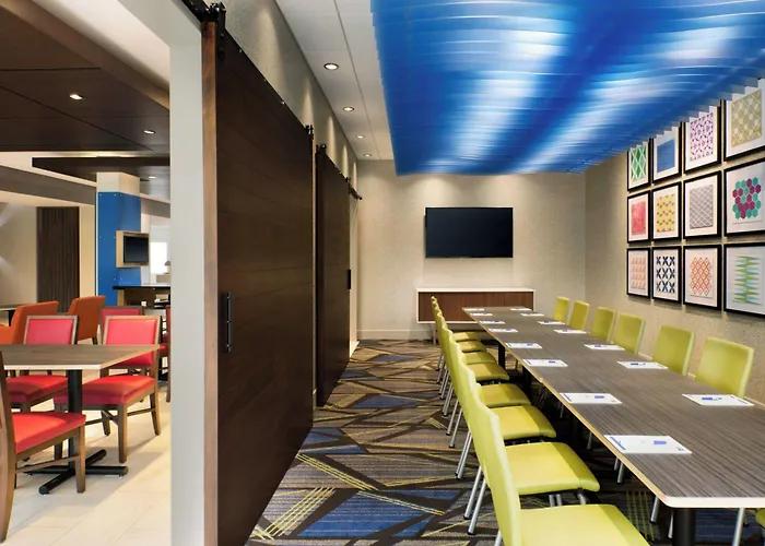 Holiday Inn Express & Suites - Nebraska City By Ihg